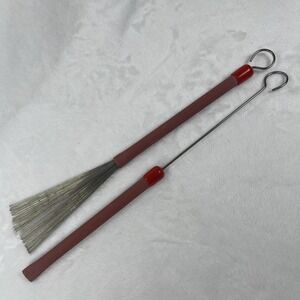 Ludwig Vintage Pair Wire Brushes Jazz Snare Drum Set Retractable Red Rubber